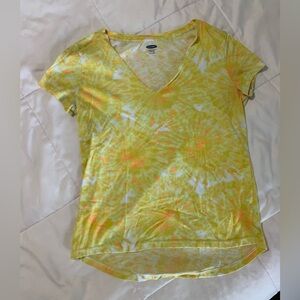 Old Navy yellow v neck t shirt
